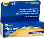 SUNMARK TRIPLE ANTIBIOTIC OINTMENT PLUS PAIN RELIEF 1 OZ.